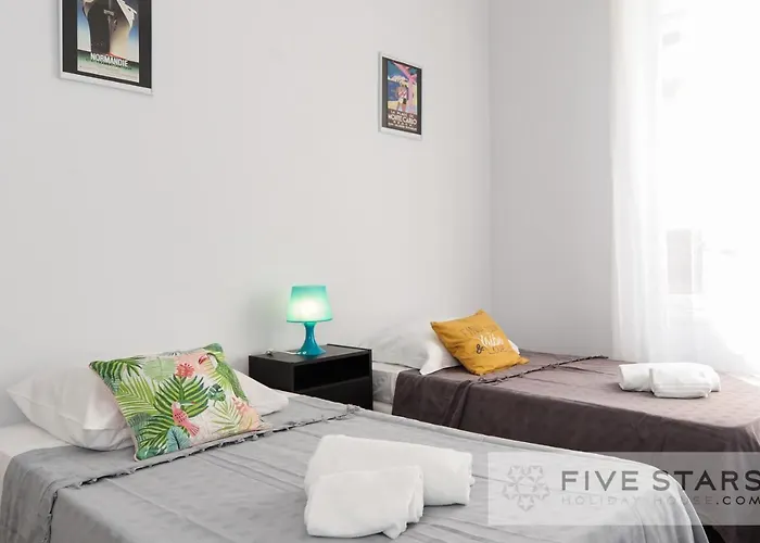 Gioia Five Stars House *