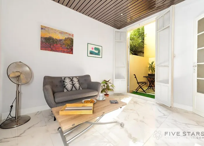 Gioia Five Stars House