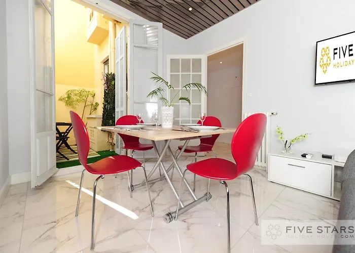 Gioia Five Stars House