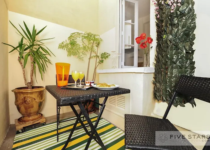 Gioia Five Stars House 尼斯